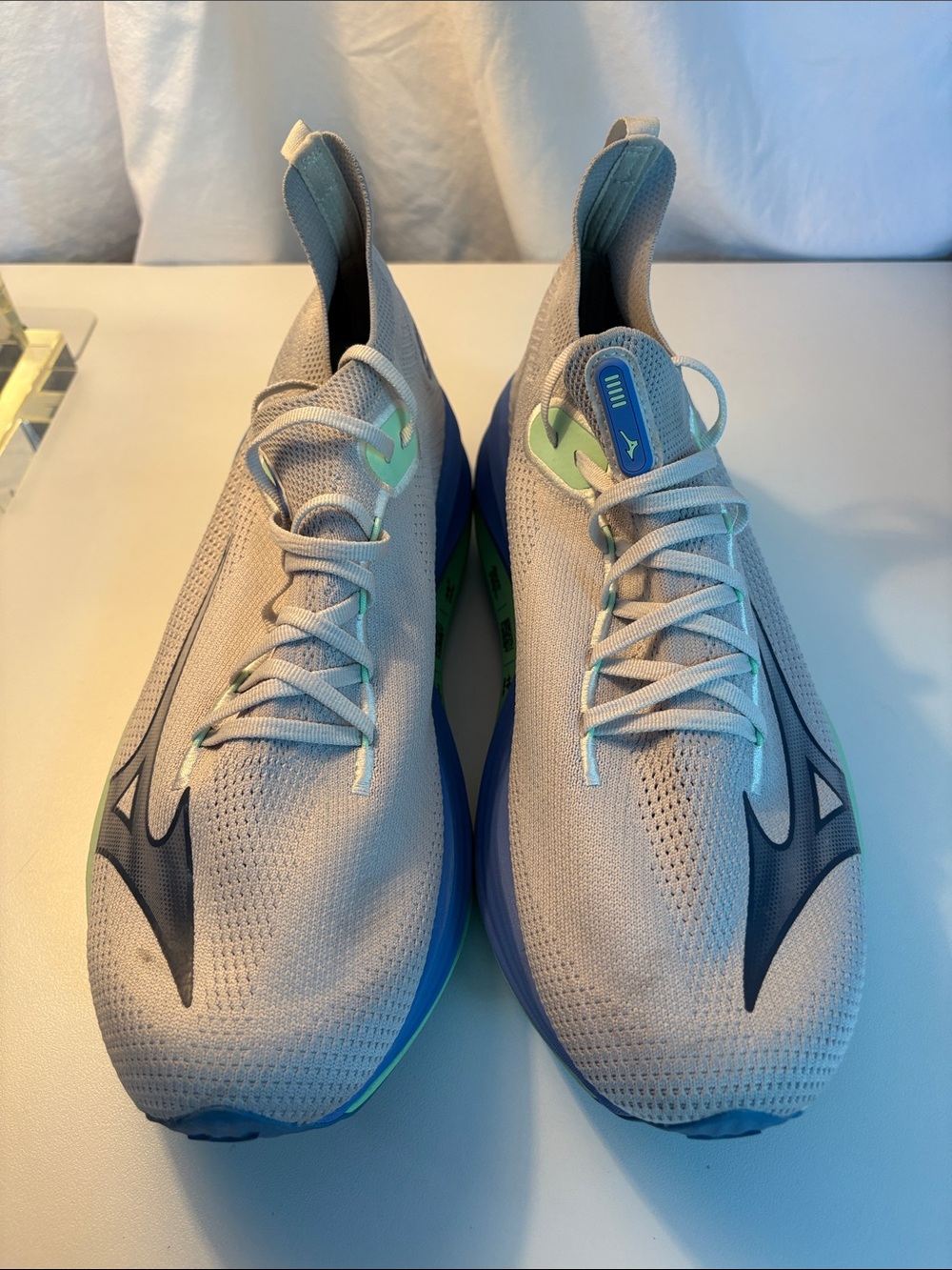 Mizuno Uno Neo Vista Men’s Light Gray, Blue & Mint Performance Running Shoes